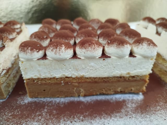 Tiramisu Café